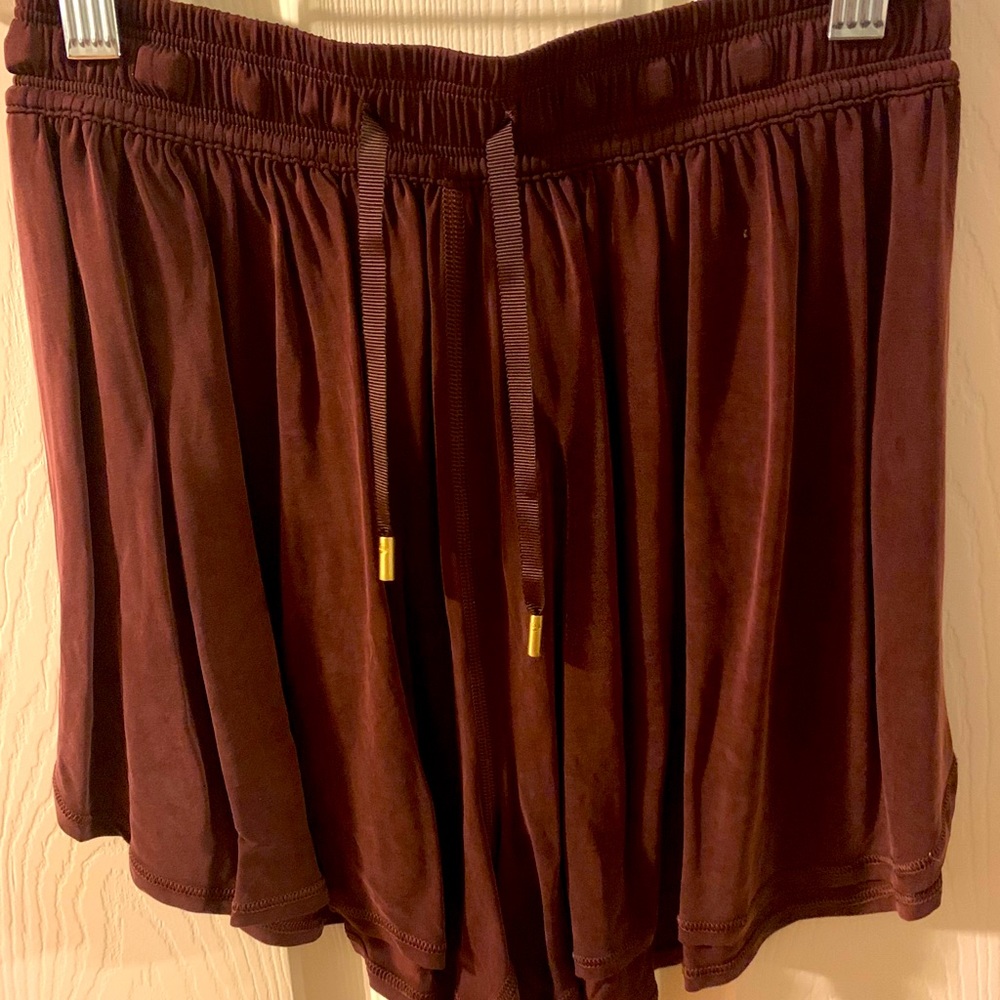 Lululemon principal dancer shorts